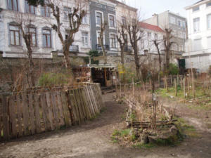Ehemaliger Klostergarten an der Rue de l'Abondance 31 – wird heute von Schulen genutzt