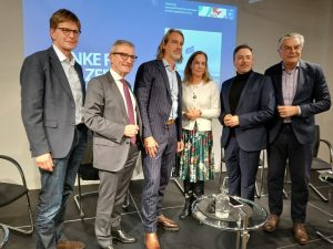 20251110 204348 resized 1