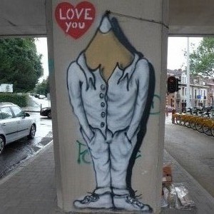 P1080451 Tram-station-Herrmann-Debroux